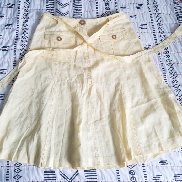 J Crew 100% Linen Light Butter Yellow Skirt 4 - Picture 1 of 8
